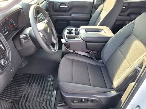 Used 2025 Chevrolet Silverado 1500 Custom w/ Turbomax Blackout Package image 17