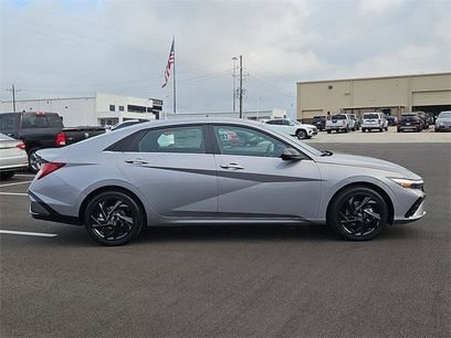 New 2026 Hyundai Elantra SEL Sport Premium