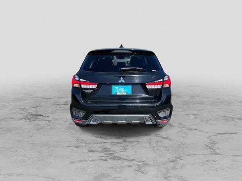 Used 2025 Mitsubishi Outlander Sport ES AWD/4WD image 7