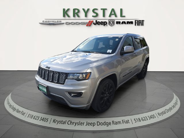 Certified 2021 Jeep Grand Cherokee Laredo X AWD/4WD image 3
