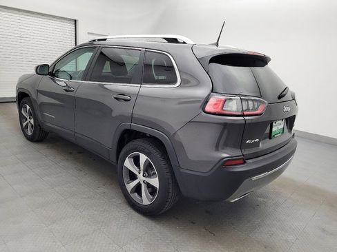 Used 2019 Jeep Cherokee Limited image 3