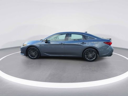 Certified 2019 Toyota Avalon XSE image 5