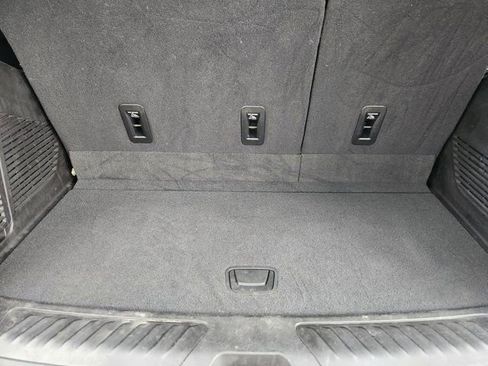 Used 2021 Chevrolet Tahoe LT w/ LT Signature Plus Package image 34