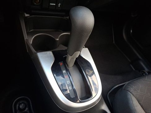 Used 2016 Honda Fit EX image 16