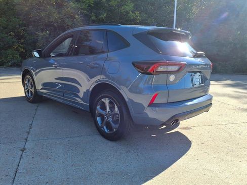 Used 2023 Ford Escape ST-Line image 5