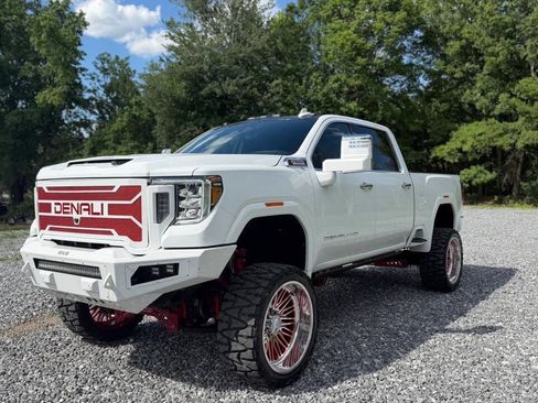 Used 2020 GMC Sierra 2500 Denali w/ Denali Ultimate Package AWD/4WD image 3
