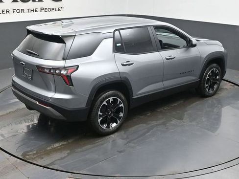 New 2026 Chevrolet Equinox LT w/ Convenience Package II FWD image 18