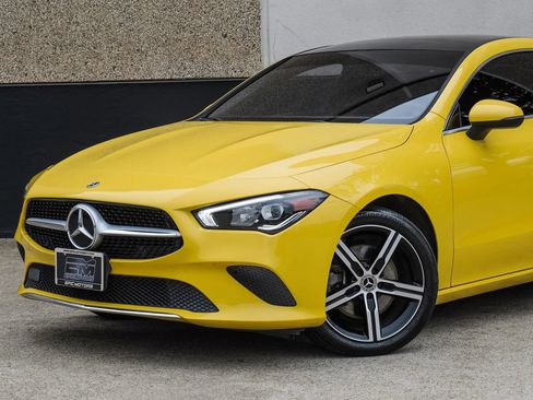 Used 2022 Mercedes-Benz CLA 250 image 4