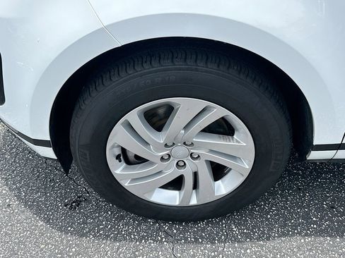 Used 2024 Land Rover Range Rover Evoque S image 31