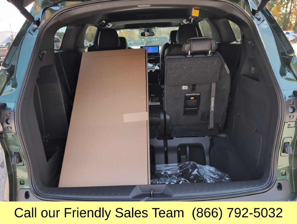 New 2026 Toyota Sienna XLE Woodland Edition AWD/4WD image 21