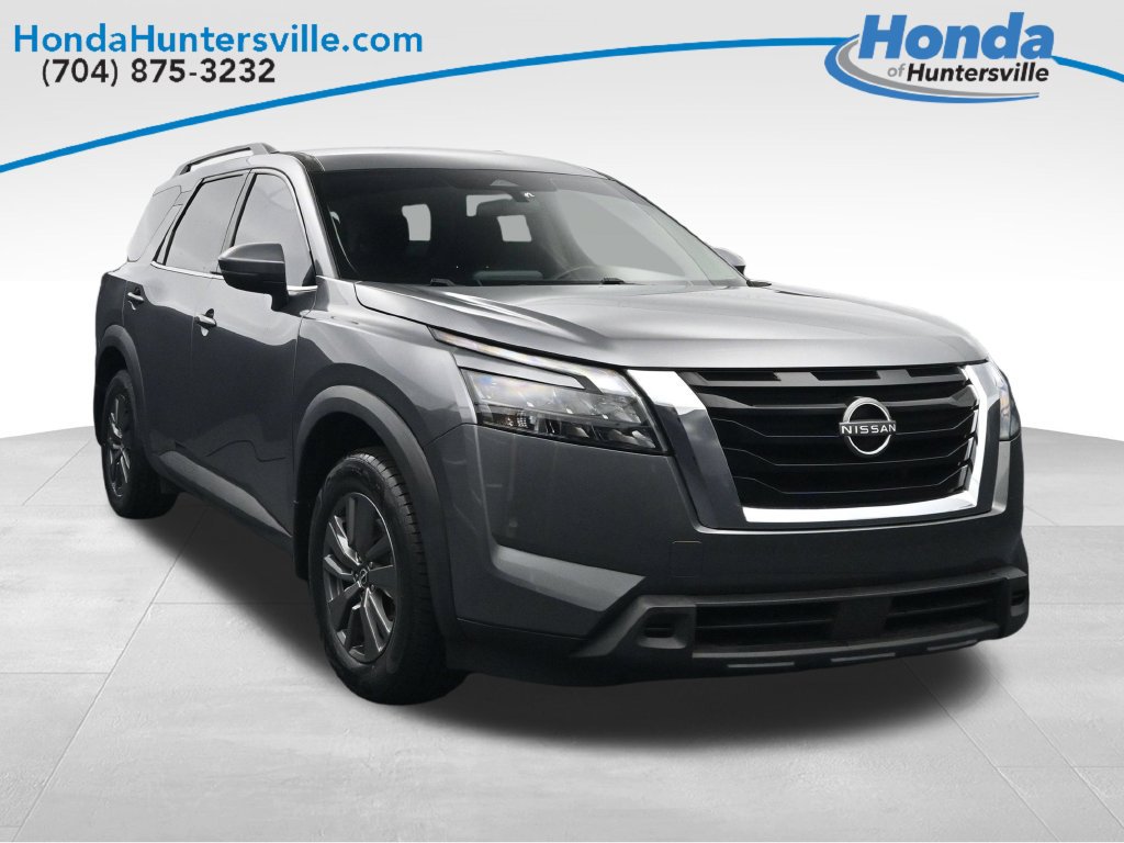 Used 2024 Nissan Pathfinder SV FWD 360° Tour