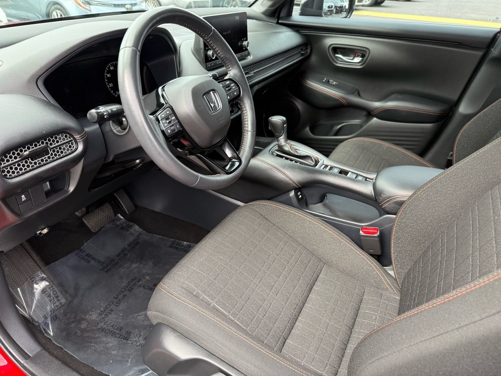 Certified 2025 Honda HR-V Sport image 13