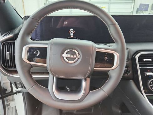 Used 2025 Nissan Armada Platinum Reserve AWD/4WD image 25