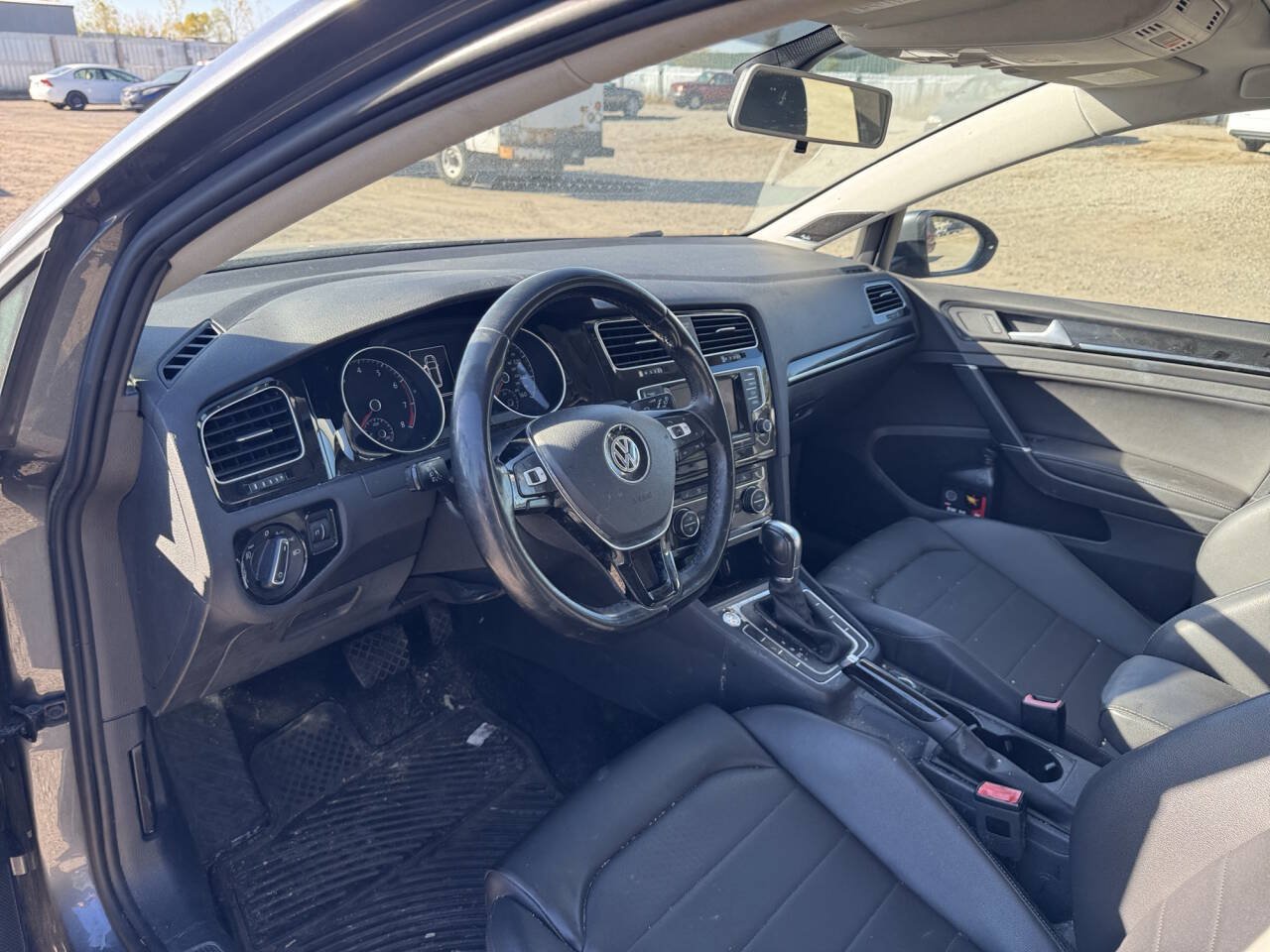 Used 2015 Volkswagen Golf SEL FWD image 29