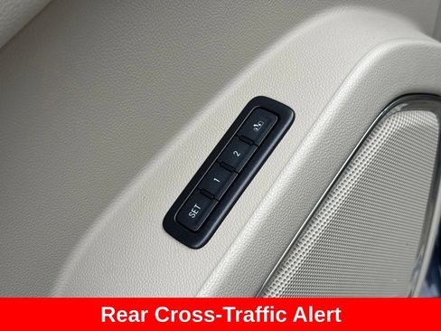 Used 2017 GMC Yukon XL Denali w/ Open Road Package AWD/4WD image 43