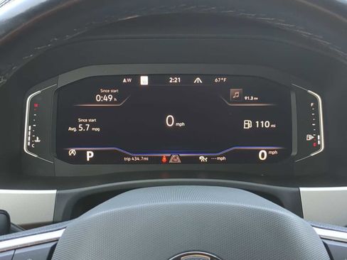 Certified 2022 Volkswagen Atlas Cross Sport SEL R-Line image 35