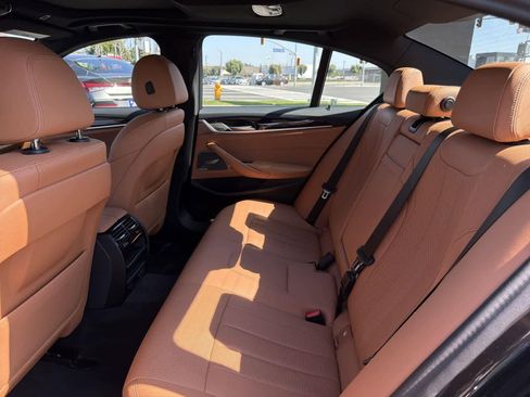 Used 2023 BMW 540i xDrive w/ M Sport Package image 29