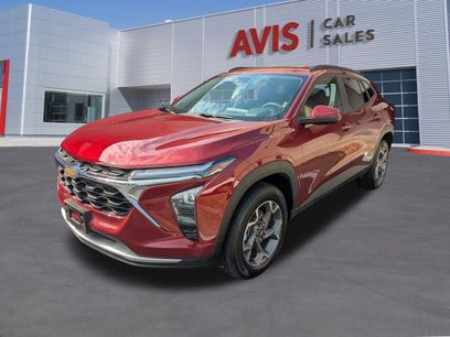 Used 2025 Chevrolet Trax LT w/ LT Convenience Package