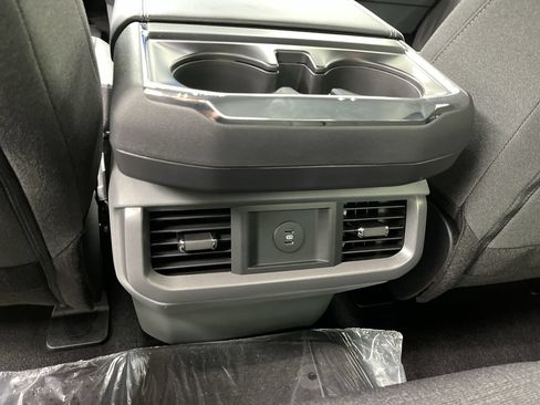 New 2026 Ford F150 XLT w/ XLT Chrome Appearance Package AWD/4WD image 12