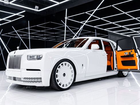 Used 2026 Rolls-Royce Phantom Sedan image 5