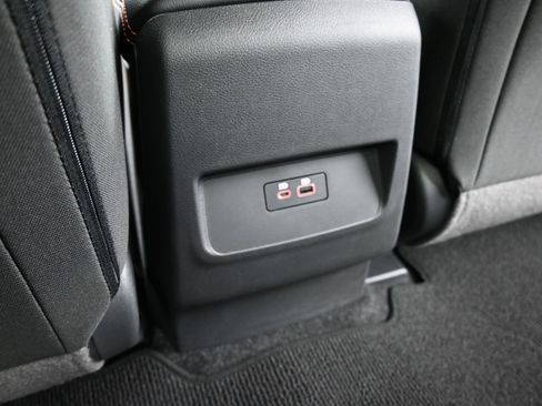 Used 2025 Nissan Frontier PRO-4X image 12