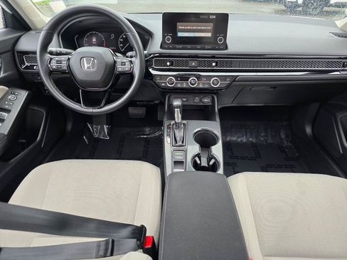 Used 2022 Honda Civic EX image 17