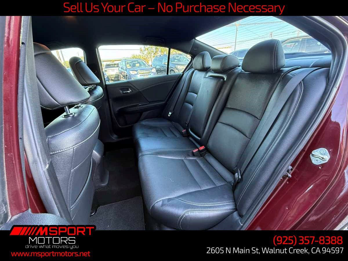 Used 2017 Honda Accord Sport image 11