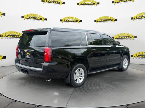 Used 2020 Chevrolet Suburban LT RWD image 5