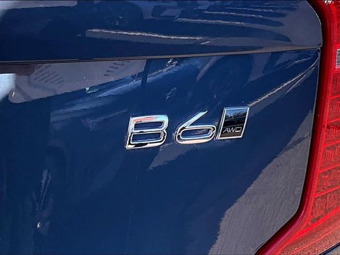 Certified 2024 Volvo XC90 B6 Plus w/ Protection Package Premier image 9