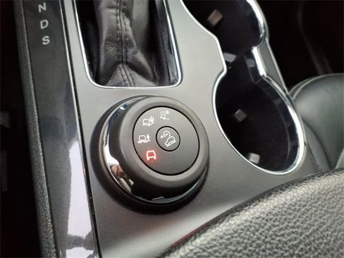 Used 2018 Ford Explorer Limited w/ Equipment Group 301A image 25