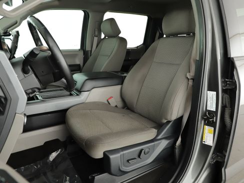 Used 2020 Ford F150 XLT w/ Equipment Group 302A Luxury AWD/4WD image 9