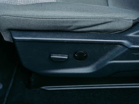 Used 2024 Ford F350 XLT image 16