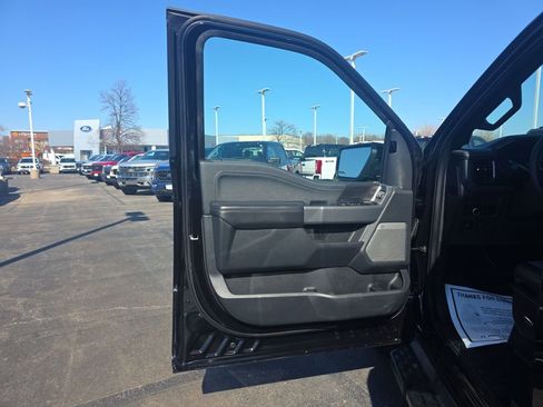Certified 2025 Ford F150 Lightning Lariat image 19
