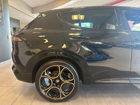 New 2025 Alfa Romeo Tonale AWD/4WD image 5