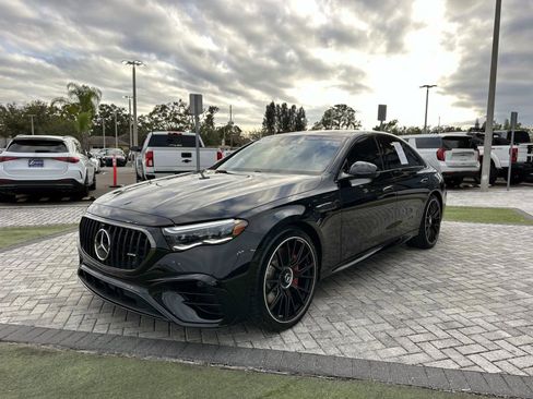 Certified 2025 Mercedes-Benz E 53 AMG e 4MATIC Sedan image 7