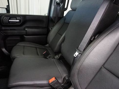 Used 2025 Chevrolet Silverado 2500 W/T AWD/4WD image 14