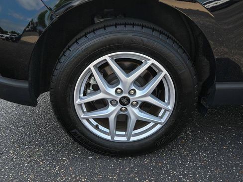Certified 2024 Ford Edge SEL w/ Convenience Package AWD/4WD image 14
