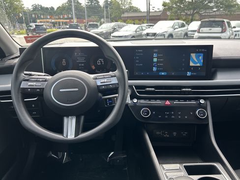 Certified 2025 Hyundai Sonata SEL FWD image 19