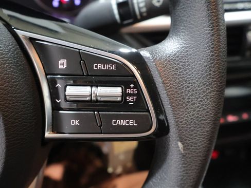 Used 2019 Kia Forte LXS FWD image 29