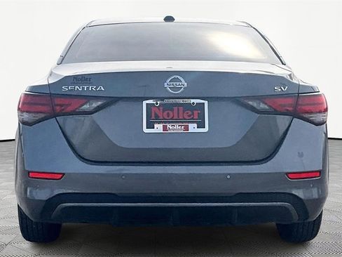 Used 2021 Nissan Sentra SV image 4