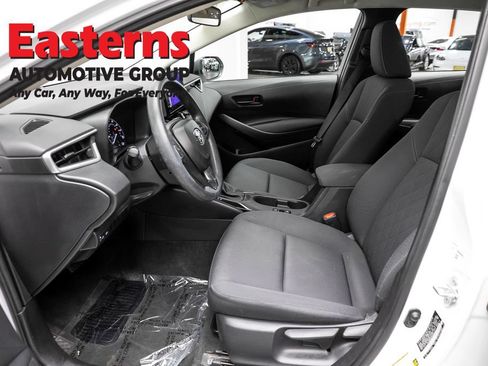 Used 2023 Toyota Corolla LE FWD image 13