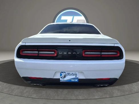 Used 2019 Dodge Challenger SXT w/ Driver Convenience Group RWD image 14