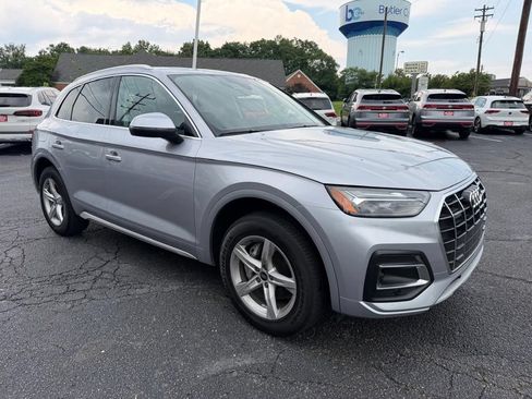 Used 2023 Audi Q5 2.0T Premium w/ Convenience Package AWD/4WD image 4