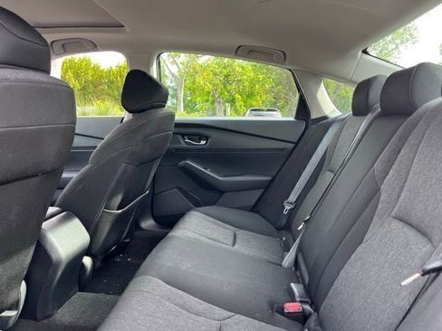 Used 2023 Honda Accord EX image 8