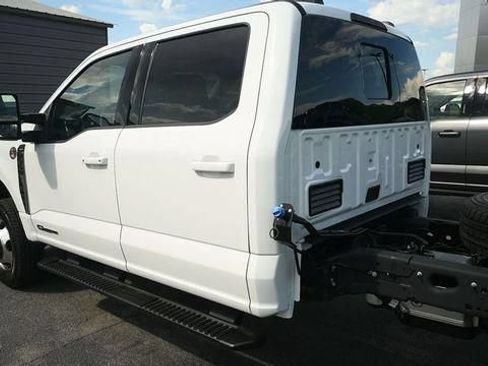 New 2026 Ford F350 Lariat AWD/4WD image 10