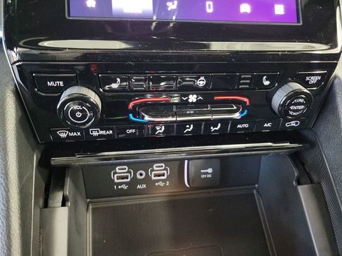 New 2026 Jeep Grand Cherokee Laredo X AWD/4WD image 16