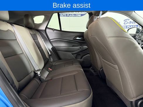 Used 2025 Chevrolet Trax ACTIV FWD image 20