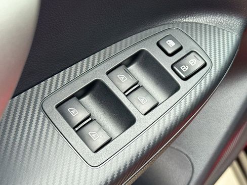 Used 2025 Mitsubishi Eclipse Cross Black Edition image 14