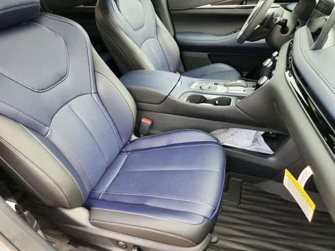 New 2026 INFINITI QX60 Sport w/ Dark Cargo Package AWD/4WD image 14