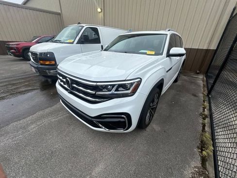Used 2021 Volkswagen Atlas SEL Premium AWD/4WD image 3